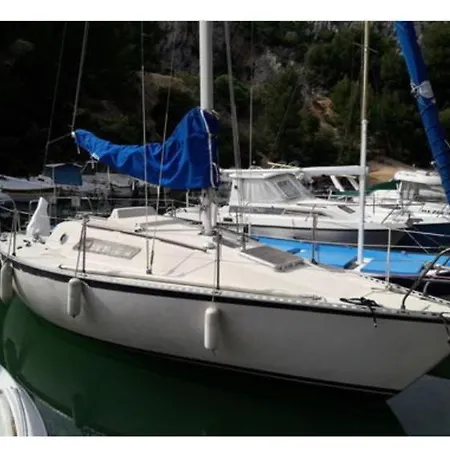 Voilier au Cap D'agde