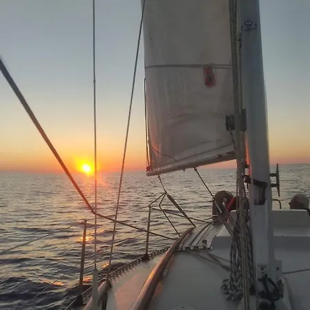 Voilier au Cap D'agde *